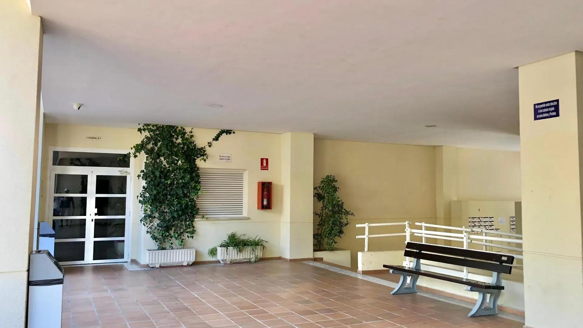 Apartamento Teatinos Pool Málaga