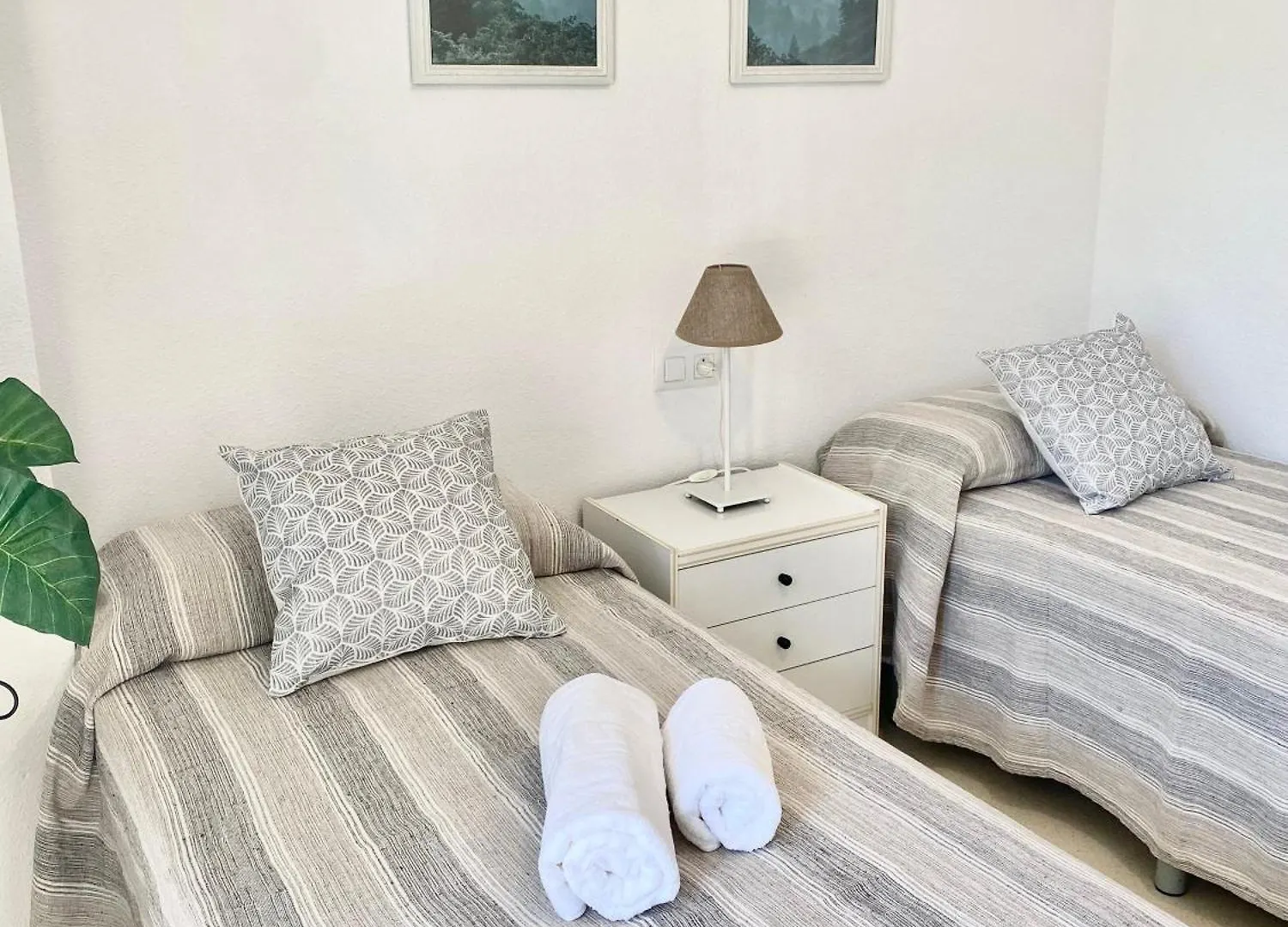 Apartamento Teatinos Pool Málaga